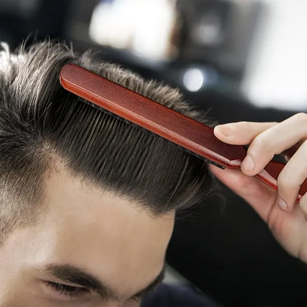 • فرشاة شعر بشعريات كثيفة